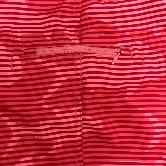 Men's Vineyard Vines 33 Swim Shorts Trunks Board Hybrid Red Pink Drawstring EUC - Picture 7 of 9